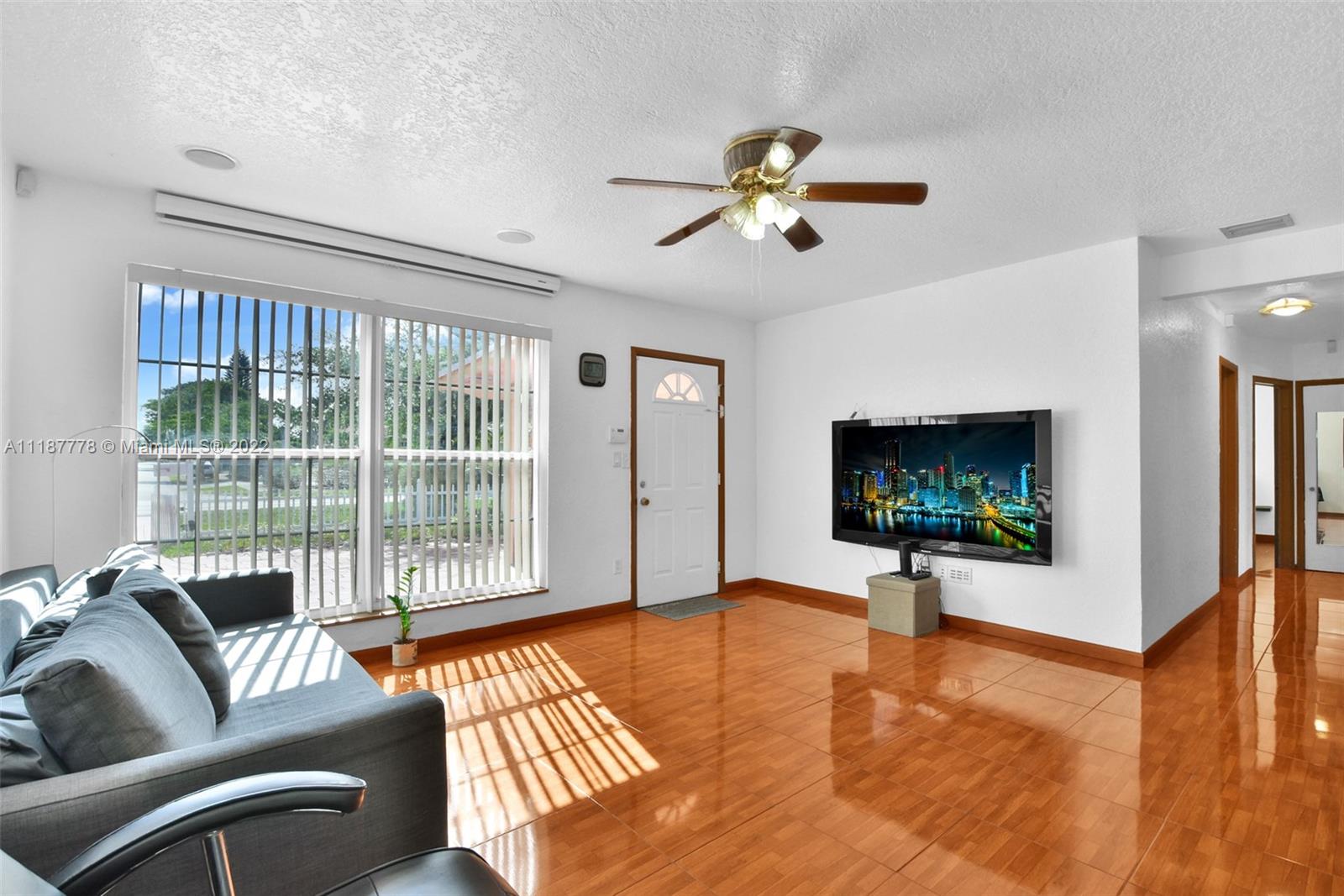 730 N 64th Ave