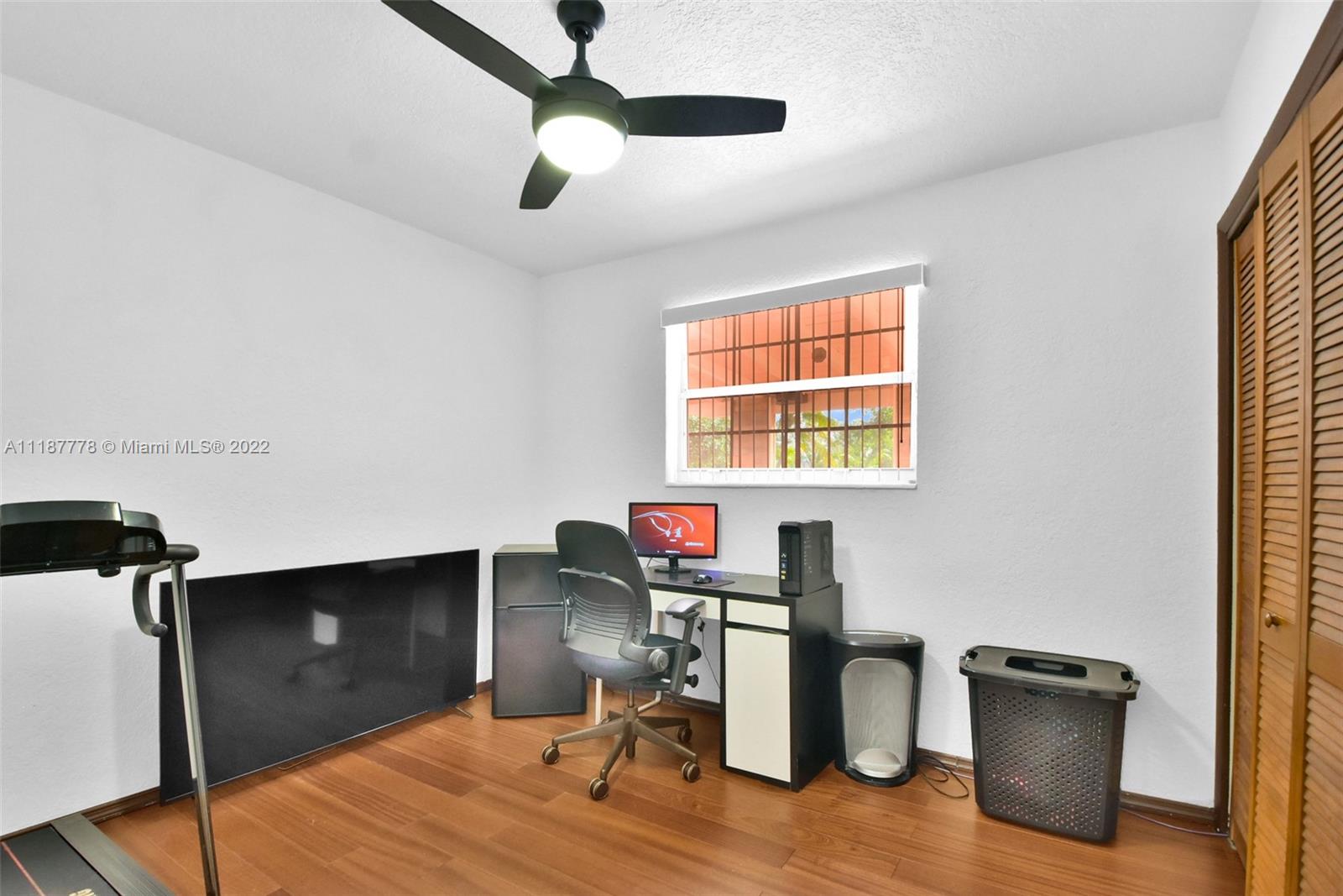 730 N 64th Ave