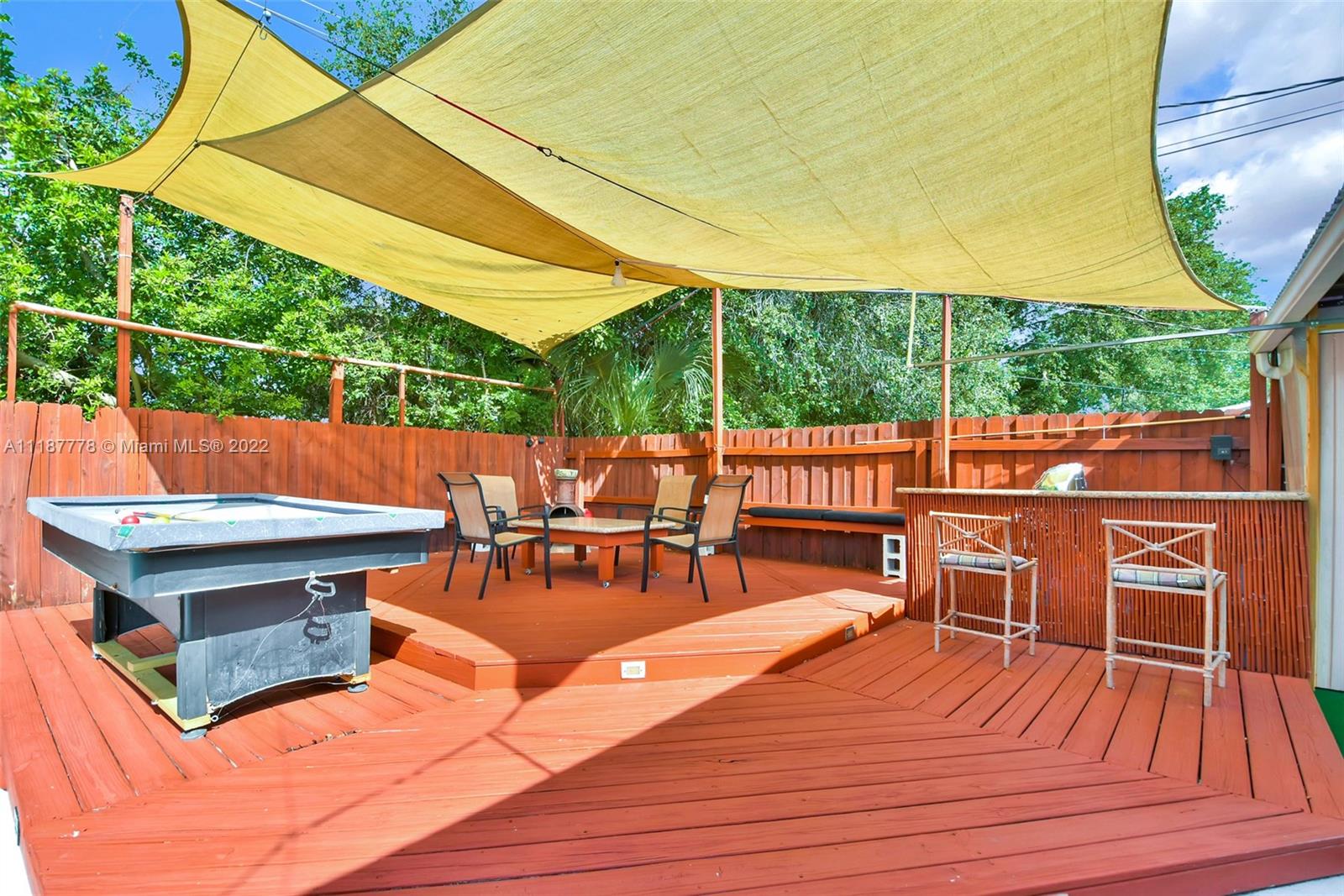 730 N 64th Ave