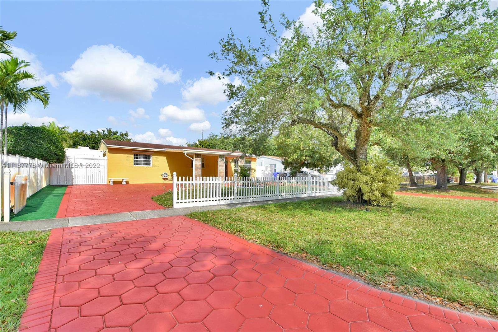 730 N 64th Ave
