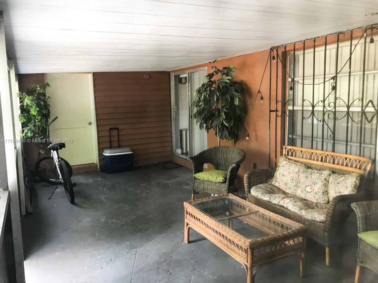 261 Florida Ave