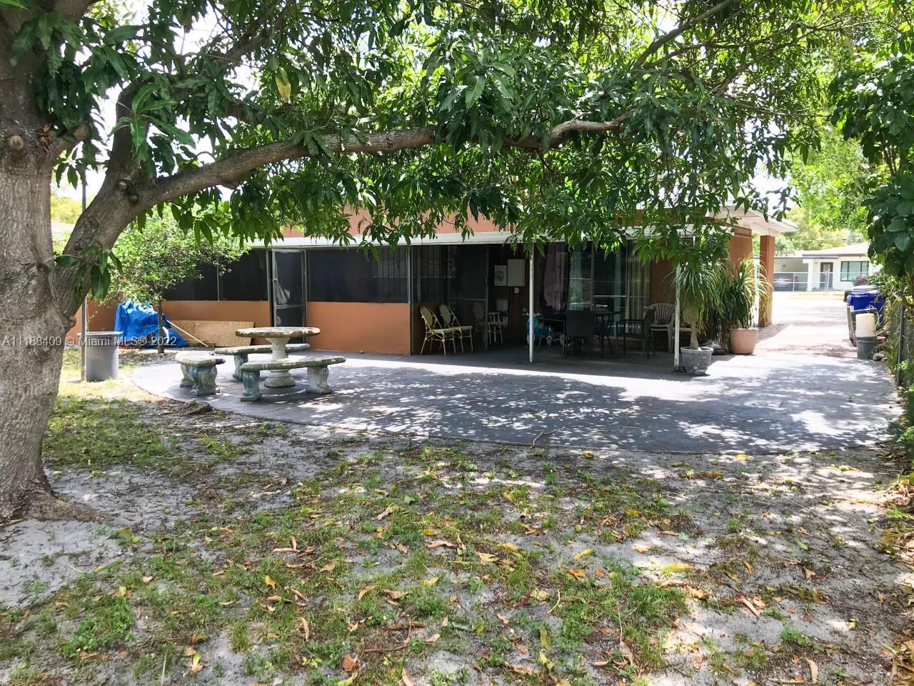 261 Florida Ave