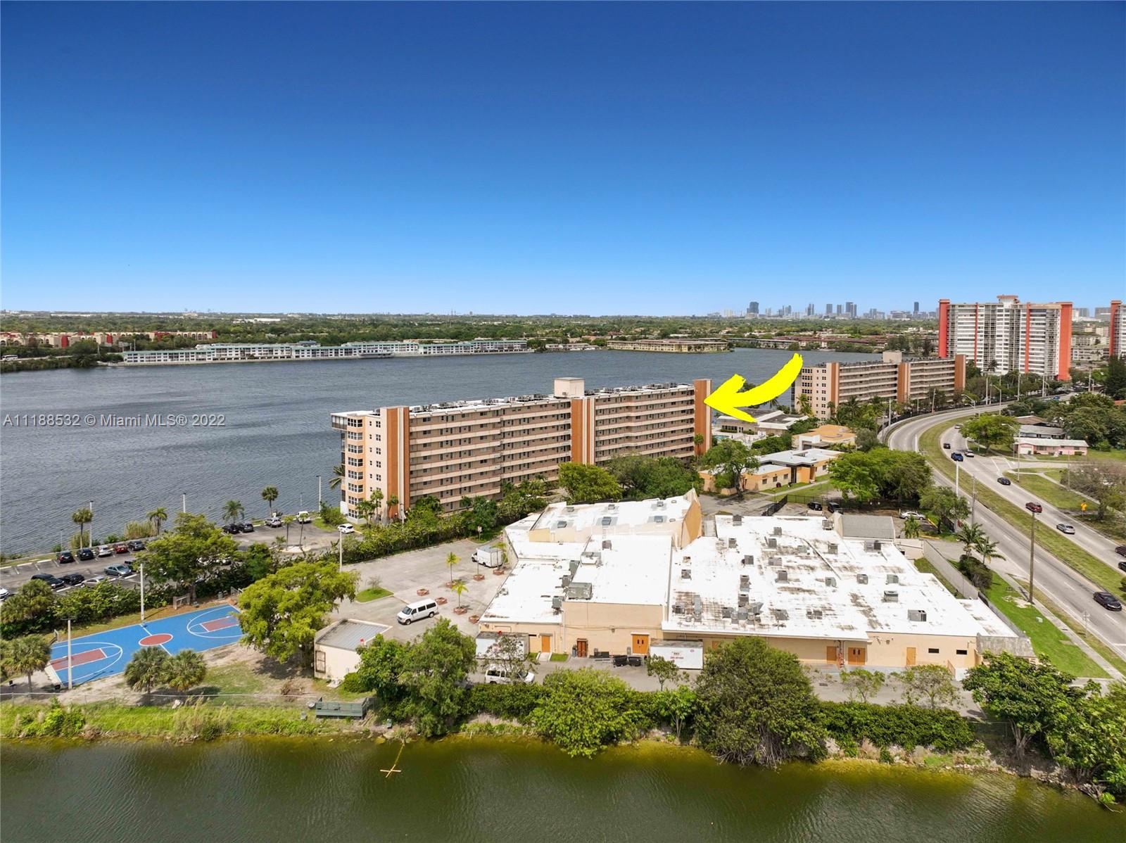 1075 NE Miami Gardens Dr Unit: 711