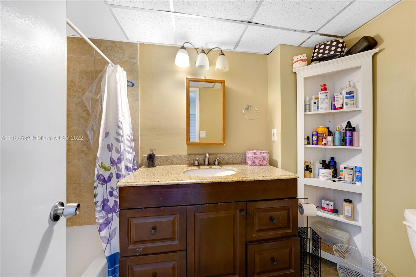 1075 NE Miami Gardens Dr Unit: 711