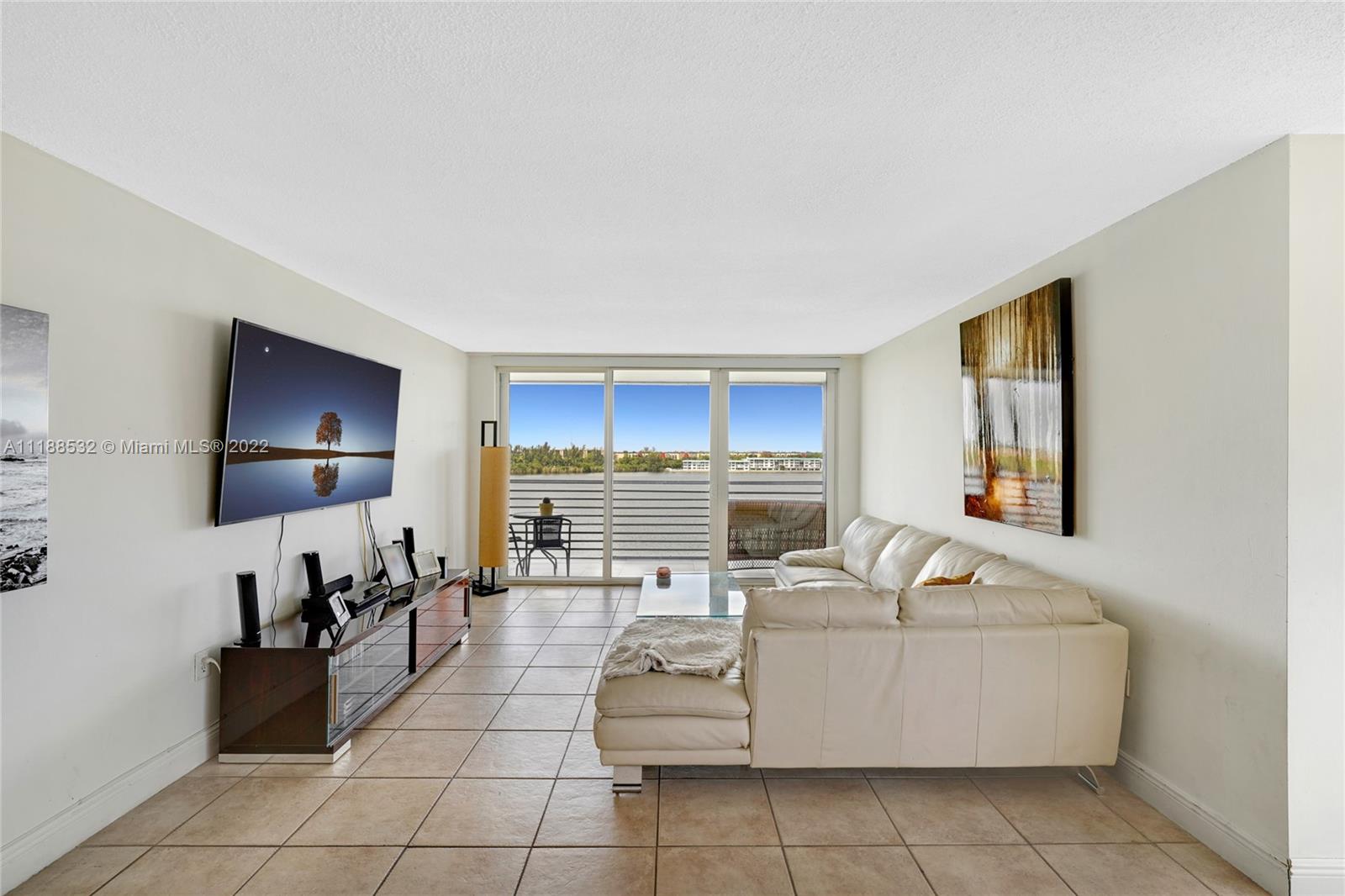 1075 NE Miami Gardens Dr Unit: 711