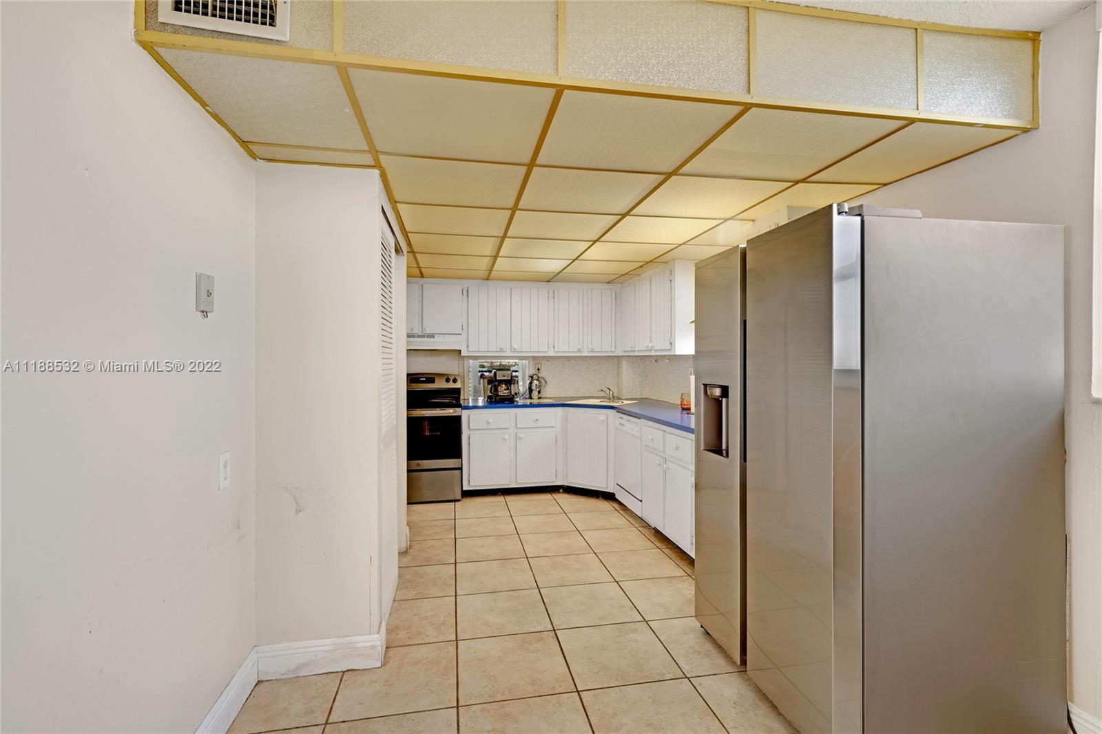 1075 NE Miami Gardens Dr Unit: 711