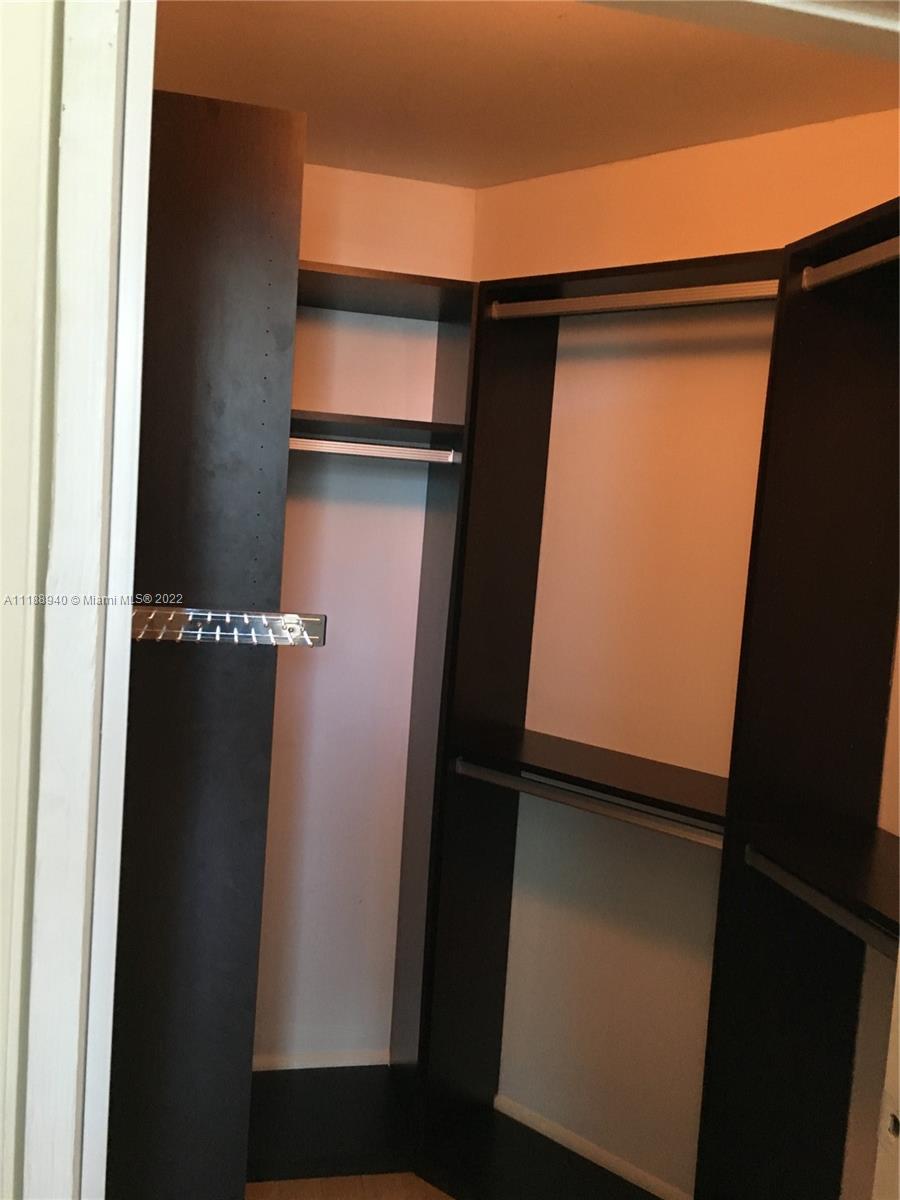 1900 N Bayshore Dr Unit: 4807