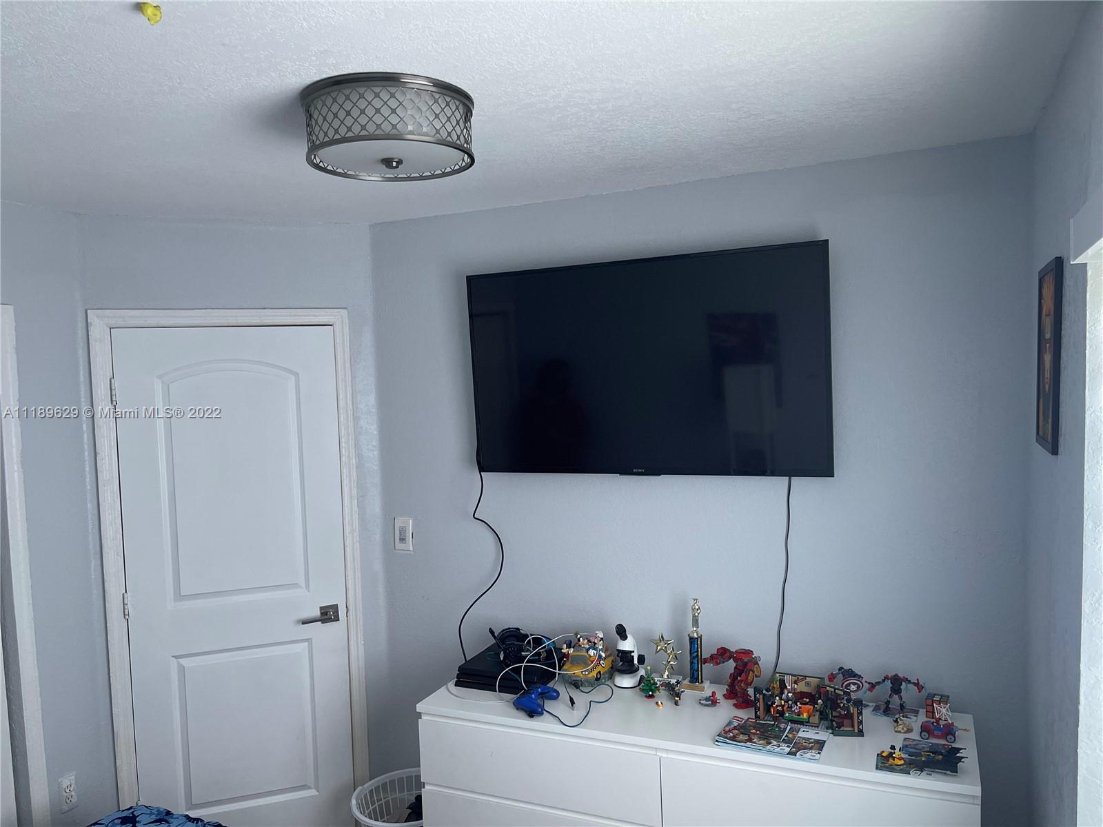 12067 SW 140th Ter Unit: 5-20