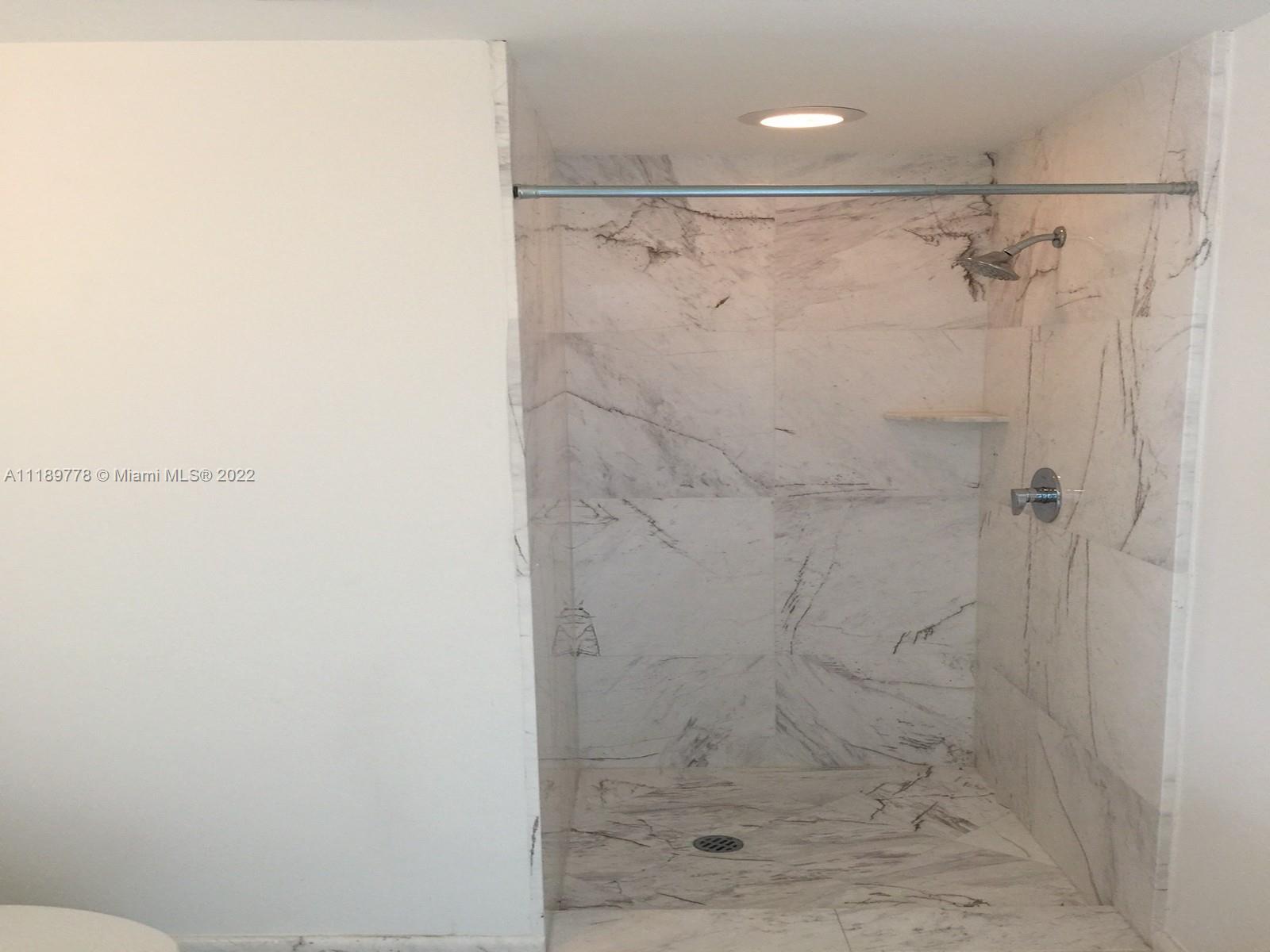 90 SW 3rd St Unit: TH506