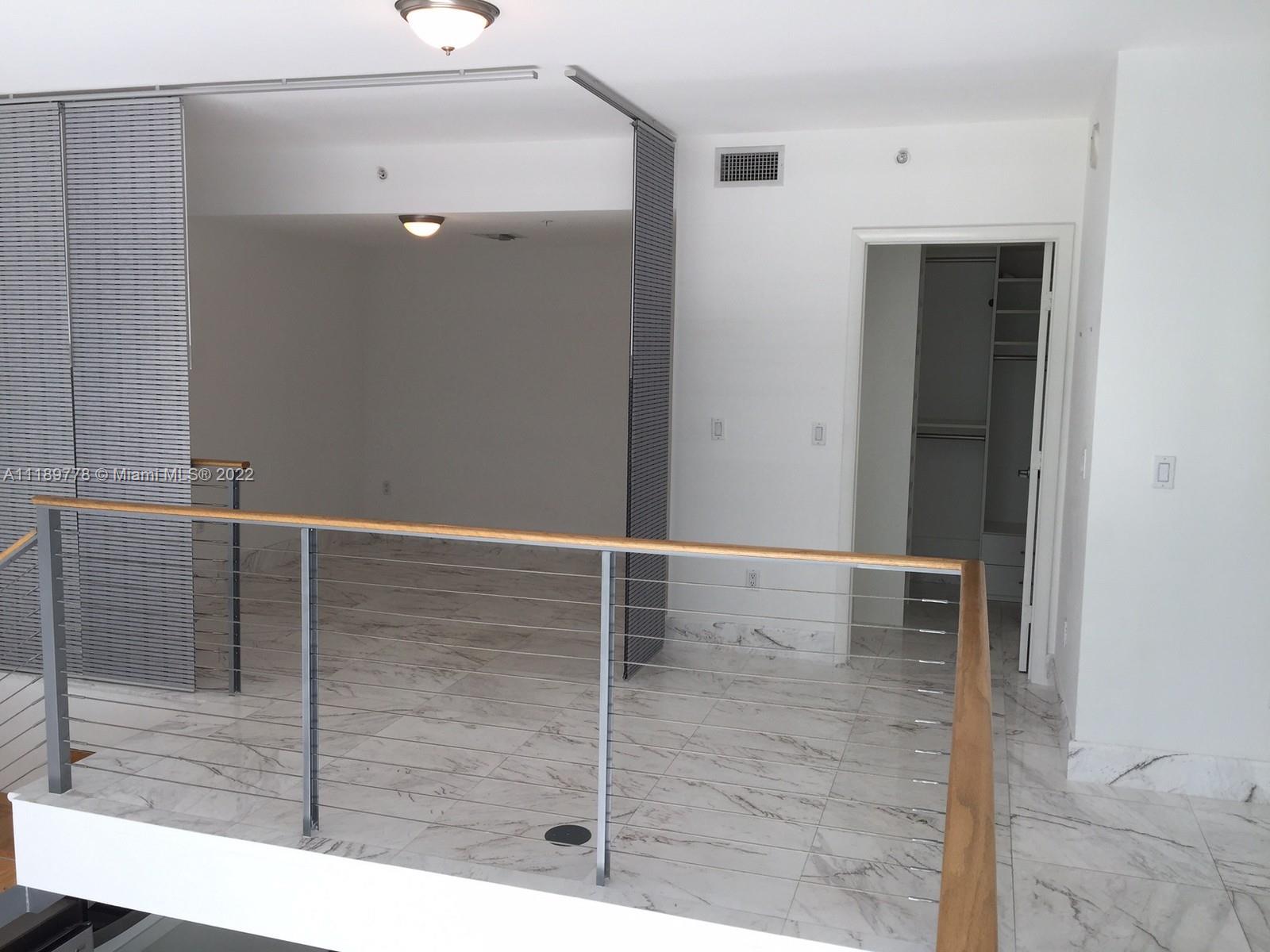 90 SW 3rd St Unit: TH506