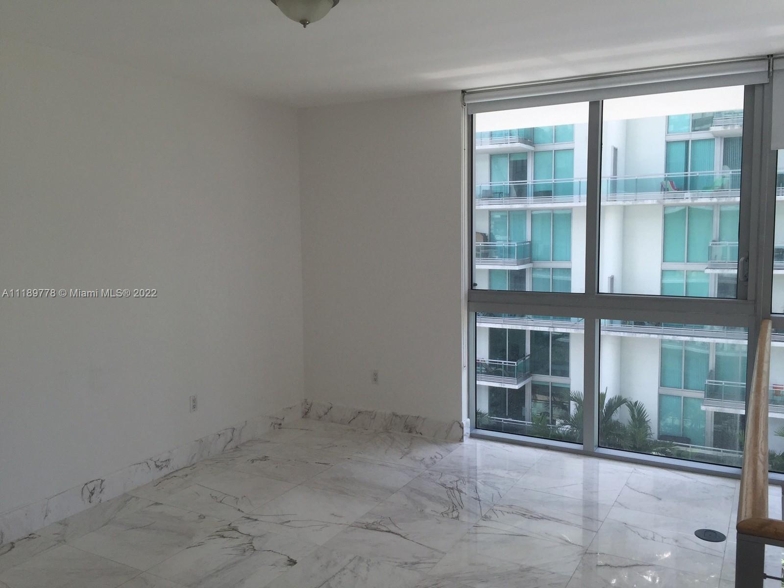 90 SW 3rd St Unit: TH506