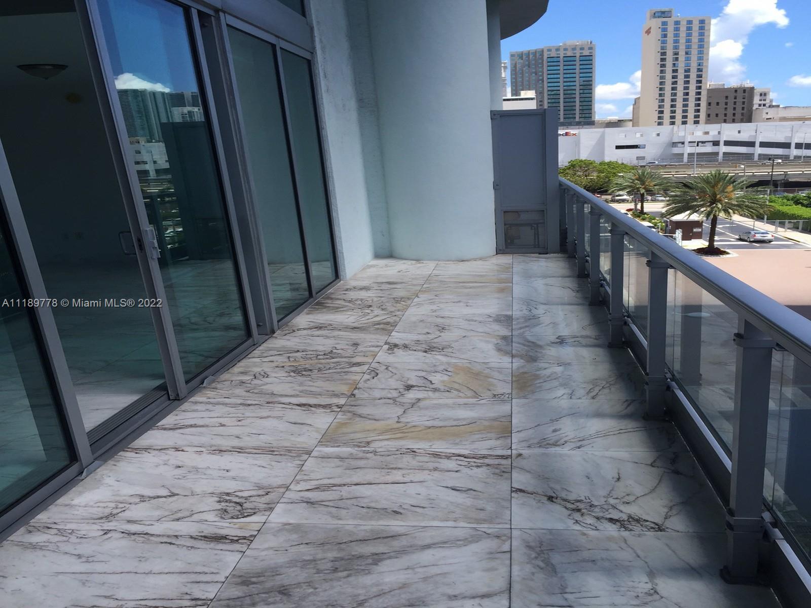 90 SW 3rd St Unit: TH506