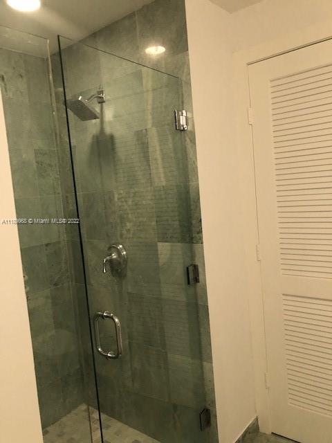 1050 Brickell Ave Unit: 2522