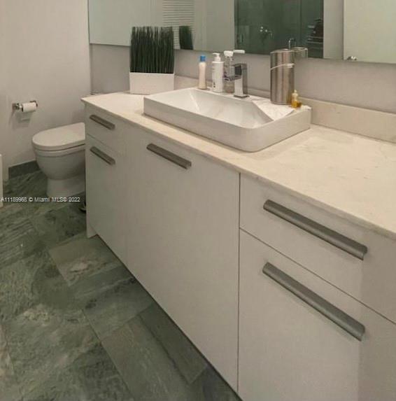 1050 Brickell Ave Unit: 2522