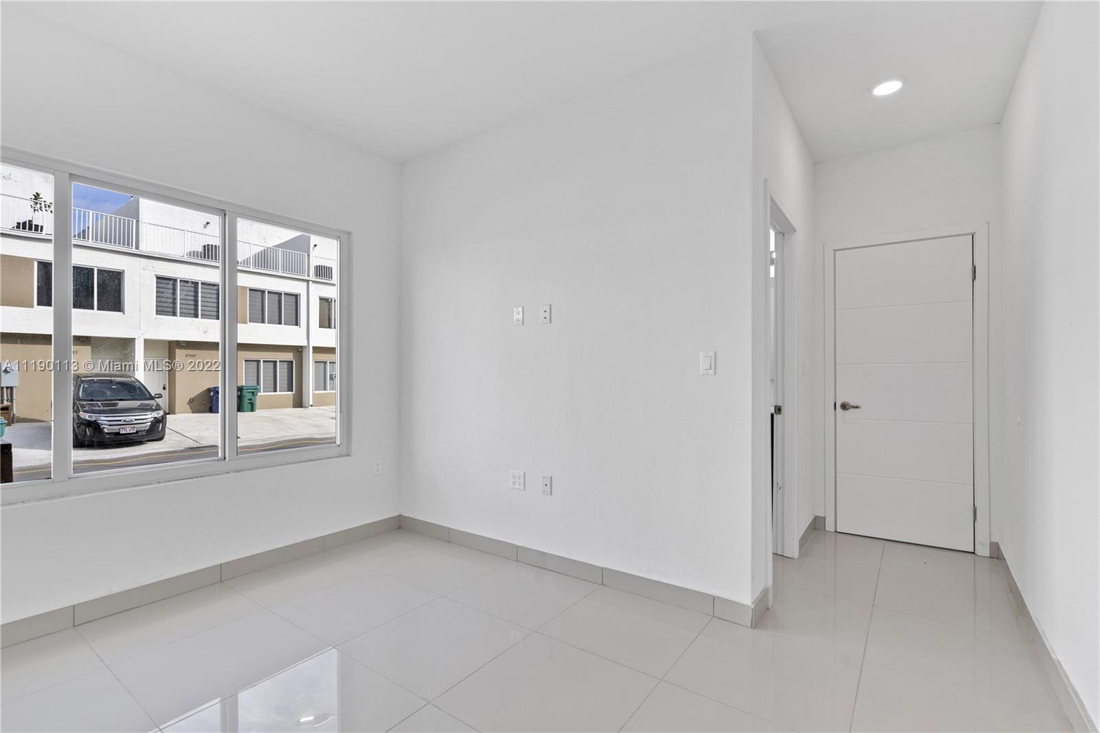 25884 SW 139th Path Unit: 25884