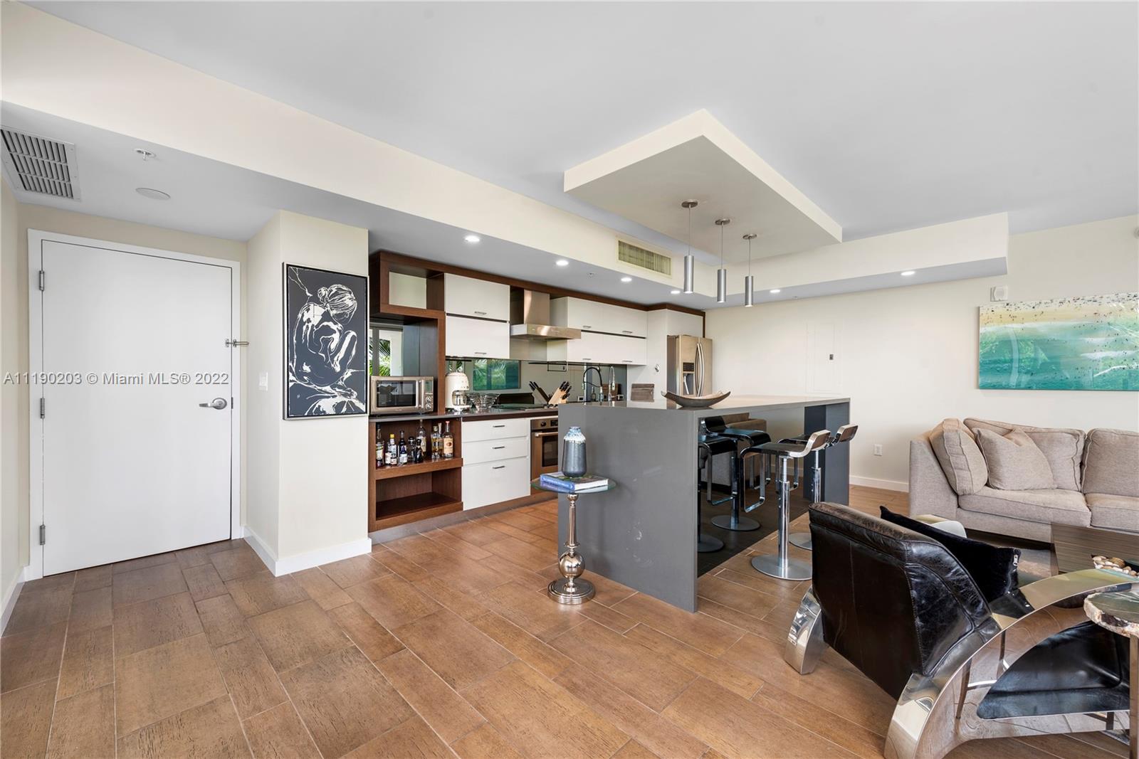 2155 Washington Ct Unit: 309
