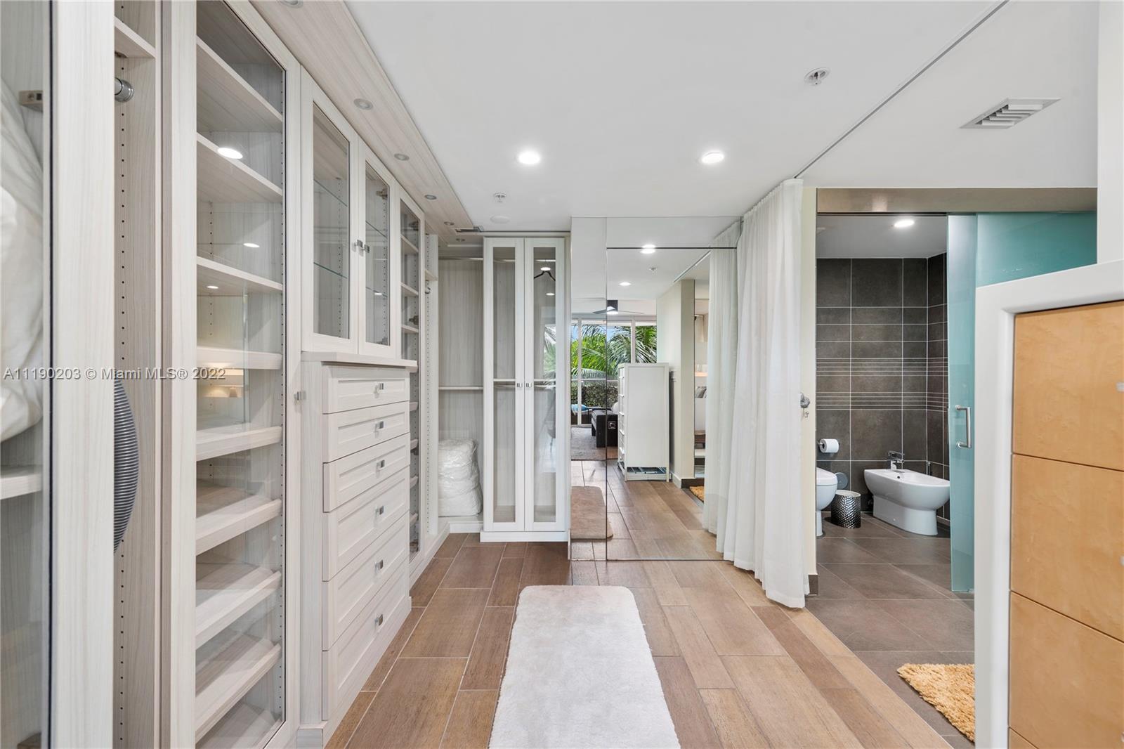 2155 Washington Ct Unit: 309