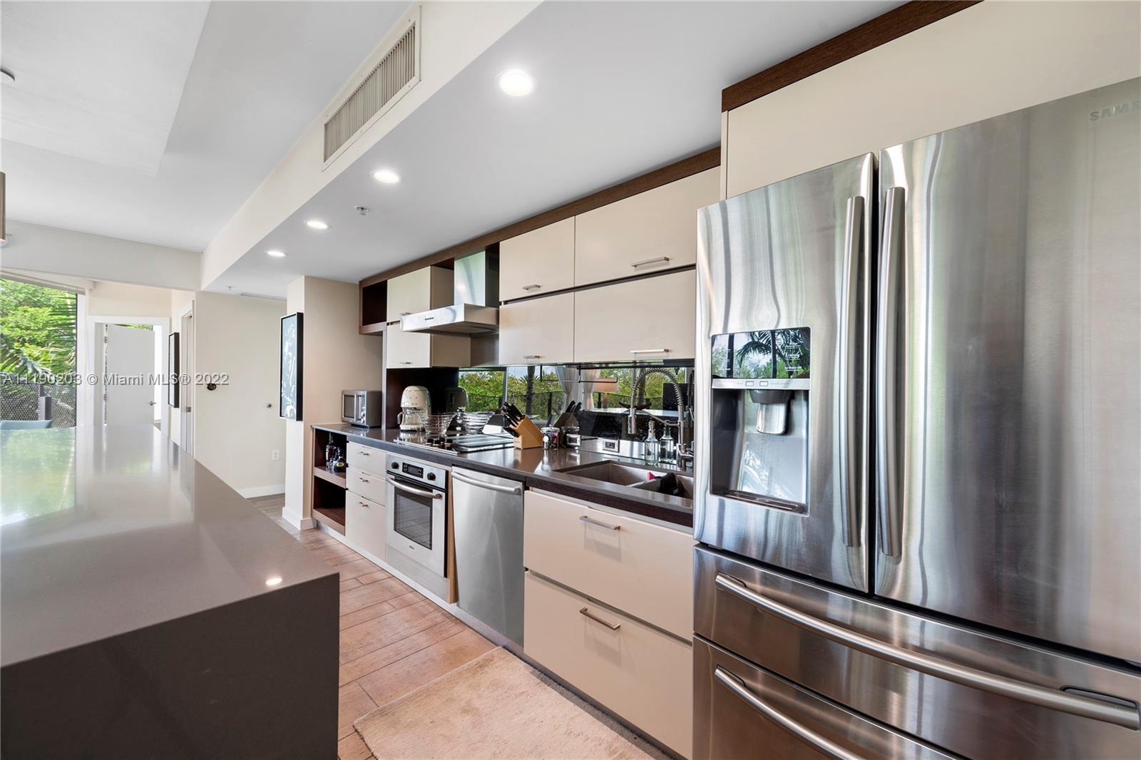 2155 Washington Ct Unit: 309