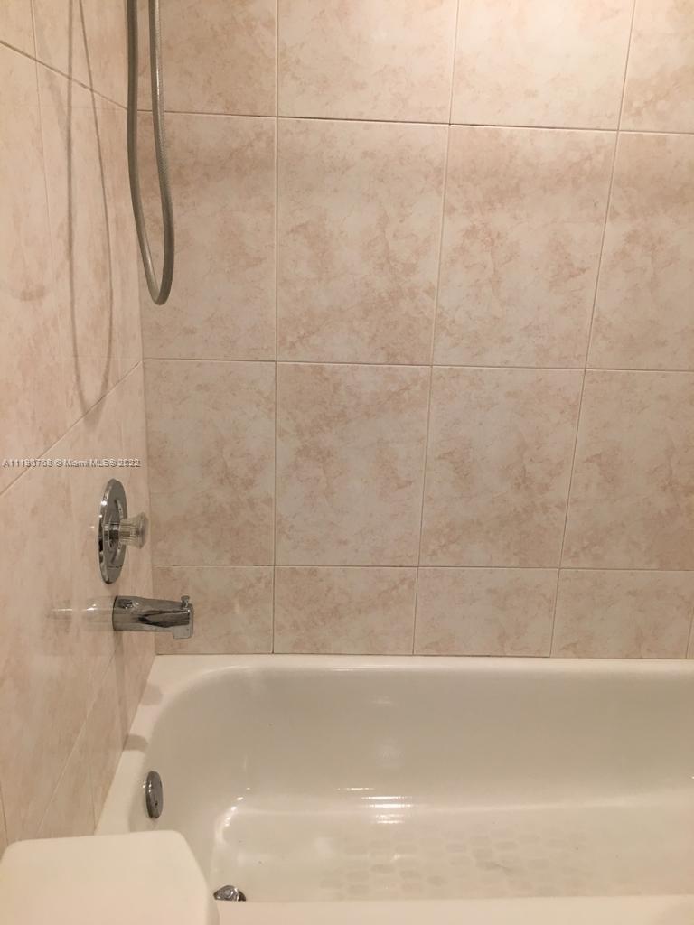 1141 SW 105th Ave Unit: 500