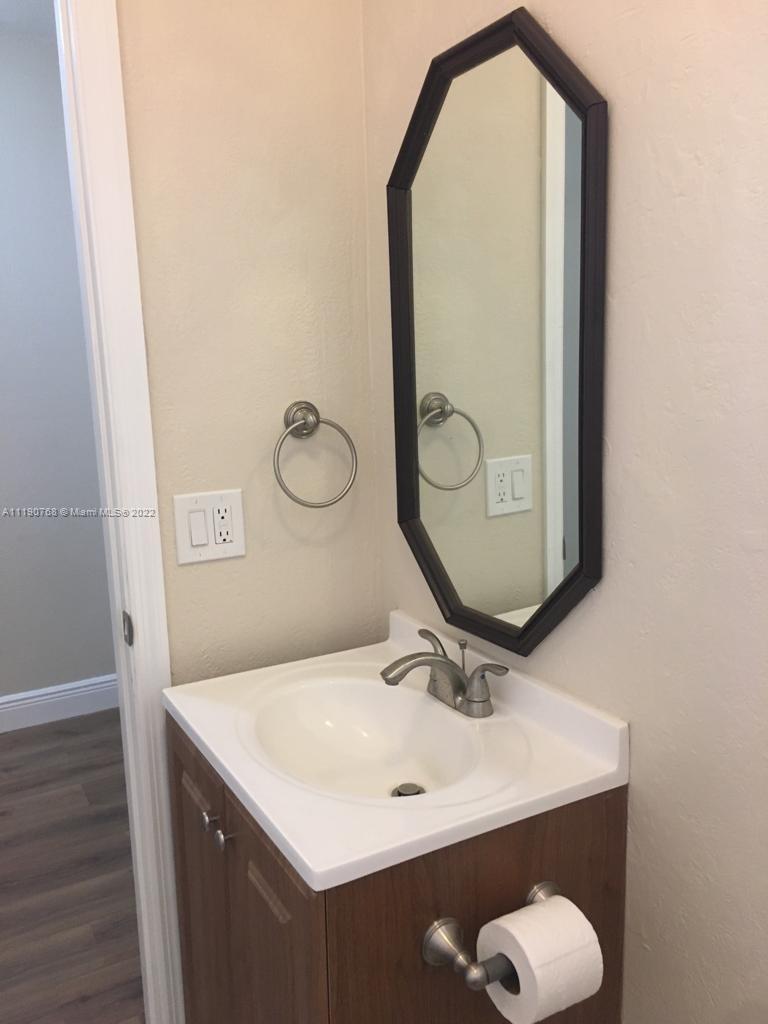 1141 SW 105th Ave Unit: 500