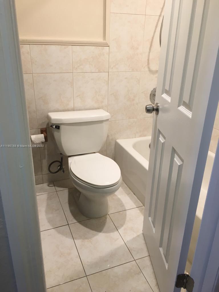 1141 SW 105th Ave Unit: 500