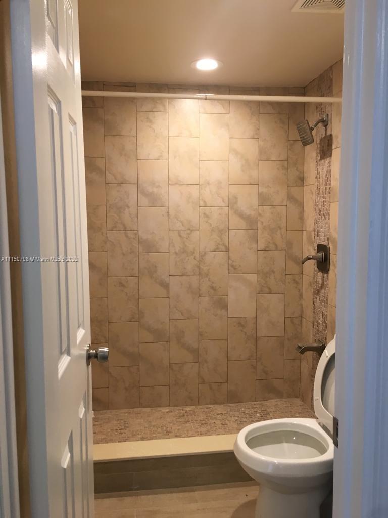 1141 SW 105th Ave Unit: 500