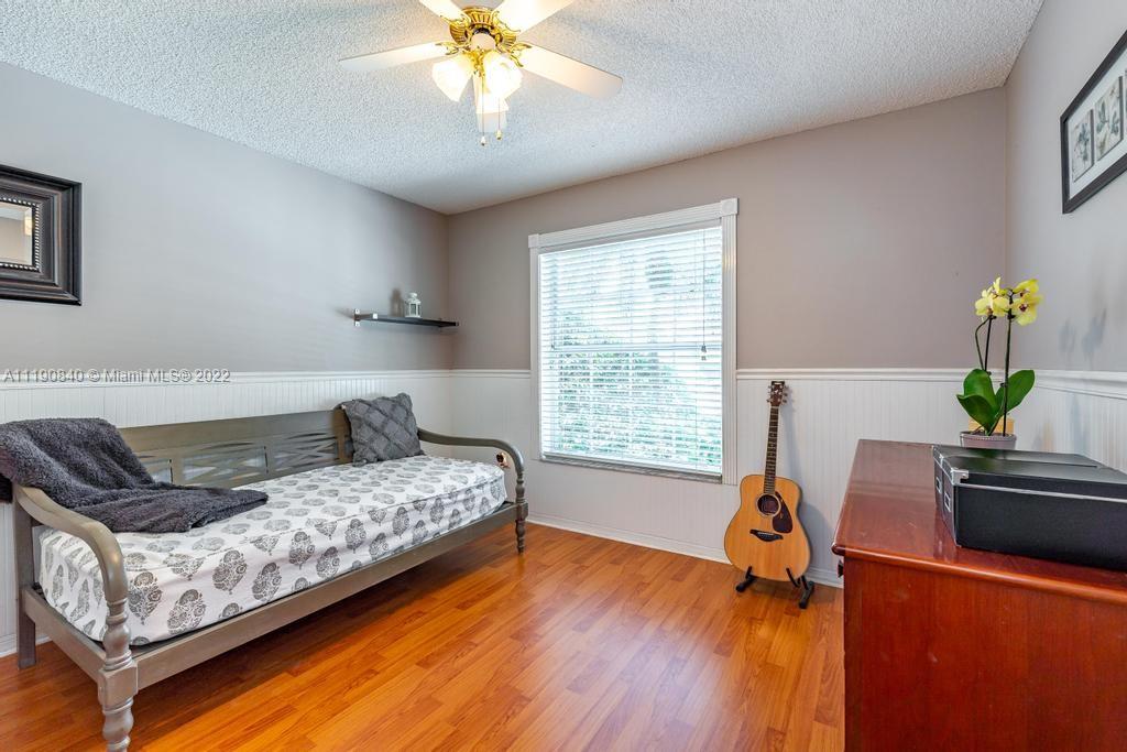 1361 NW 187th Ave