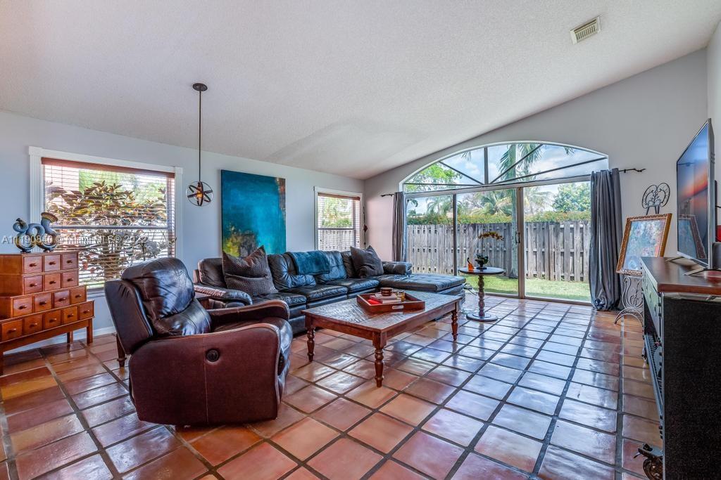 1361 NW 187th Ave