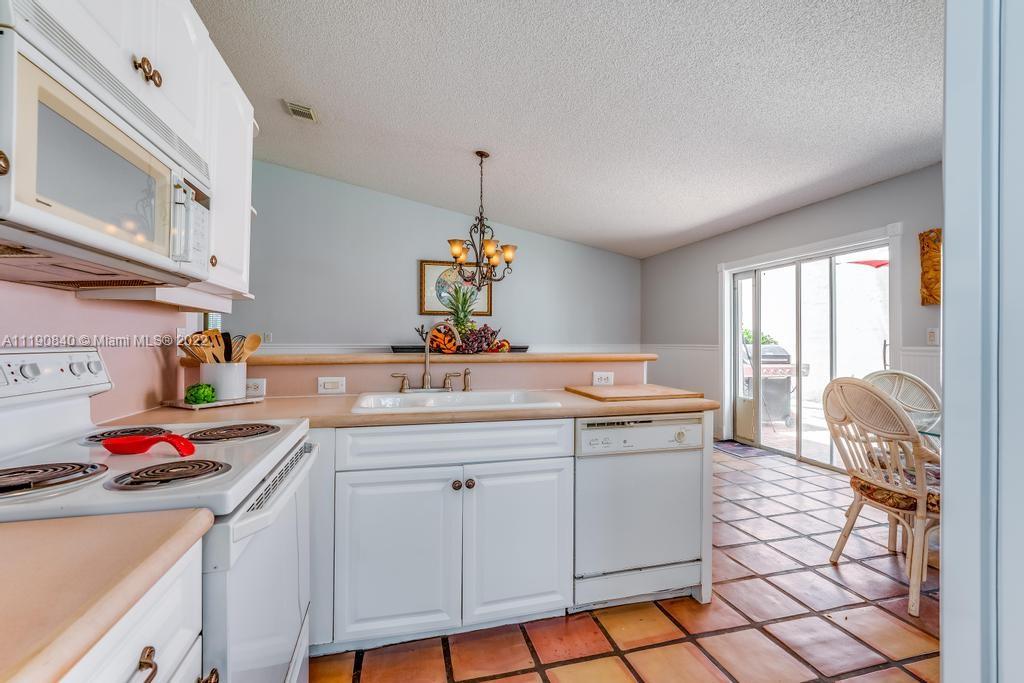 1361 NW 187th Ave