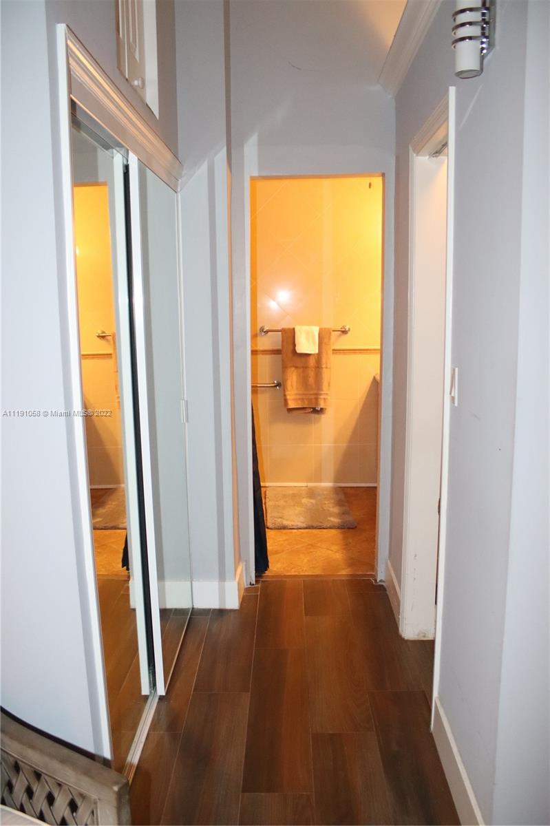 11150 Redwood Ave Unit: 11150