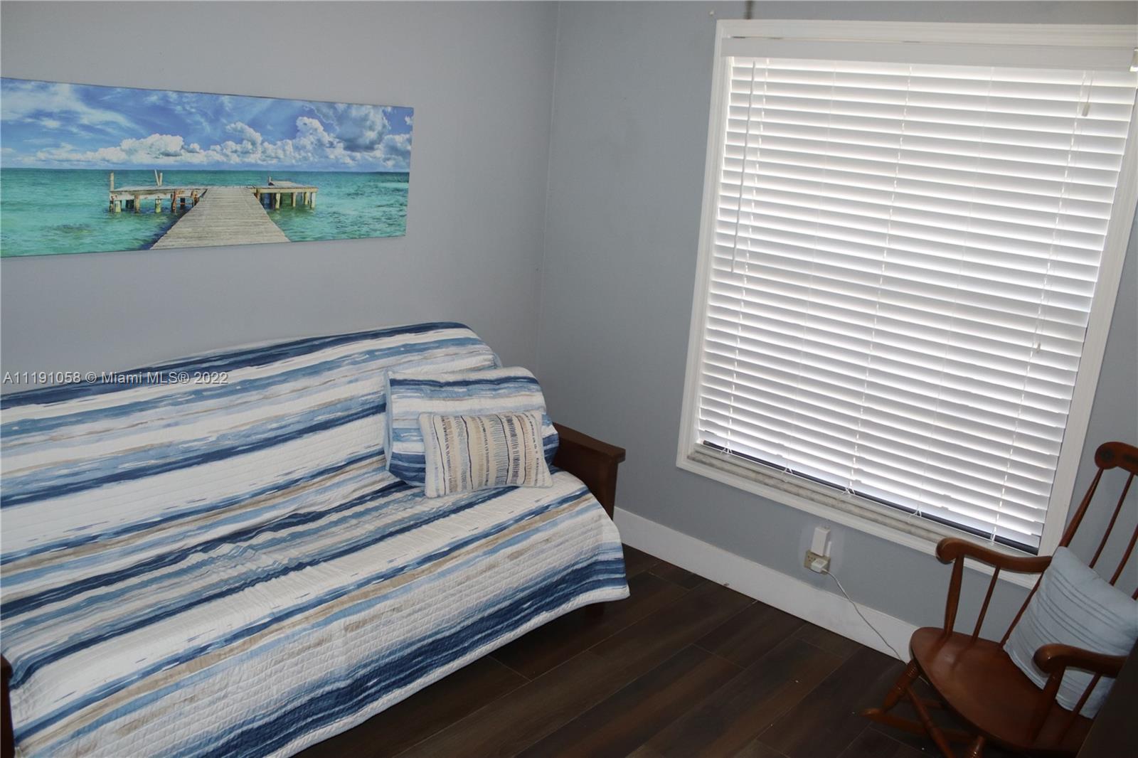 11150 Redwood Ave Unit: 11150