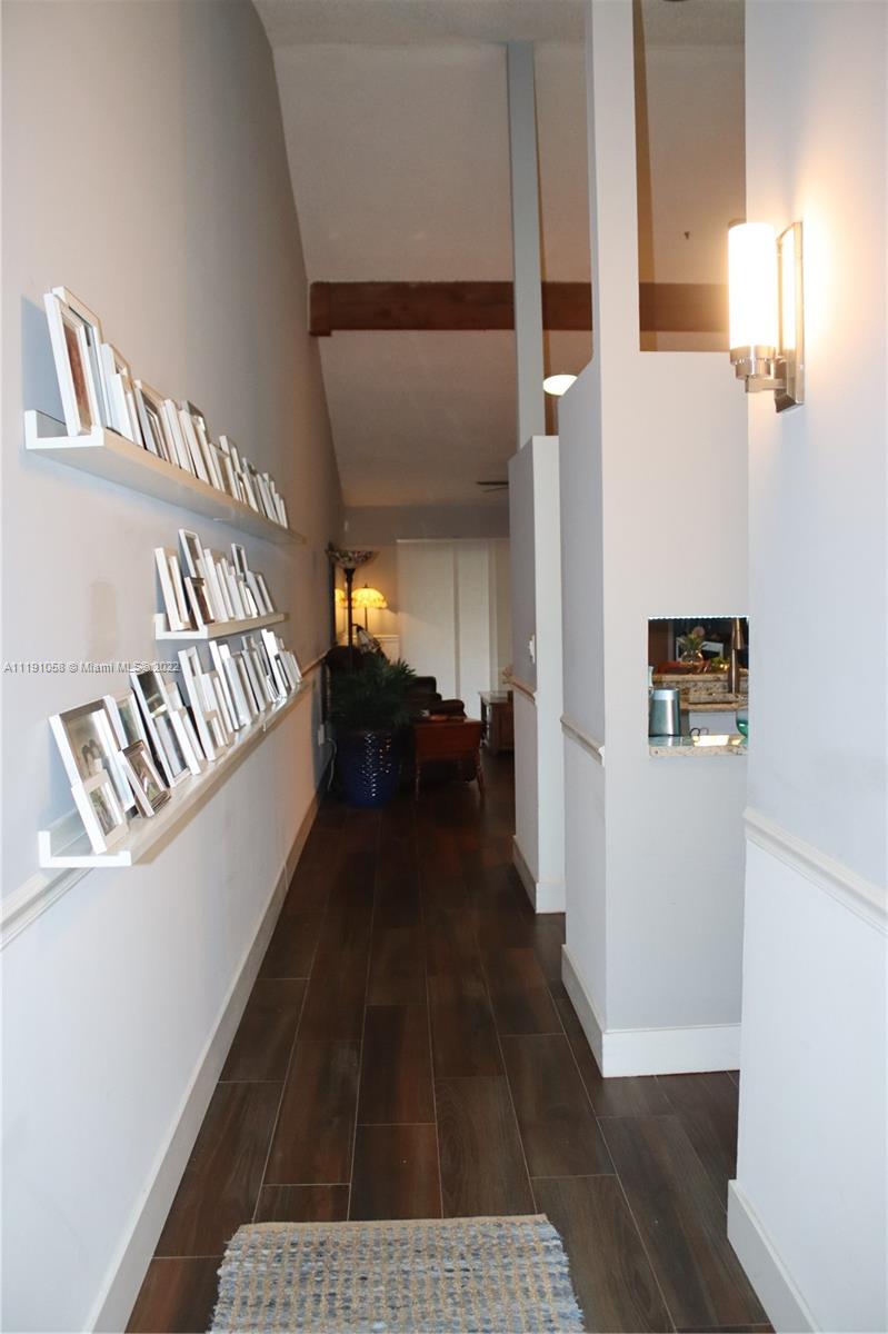 11150 Redwood Ave Unit: 11150