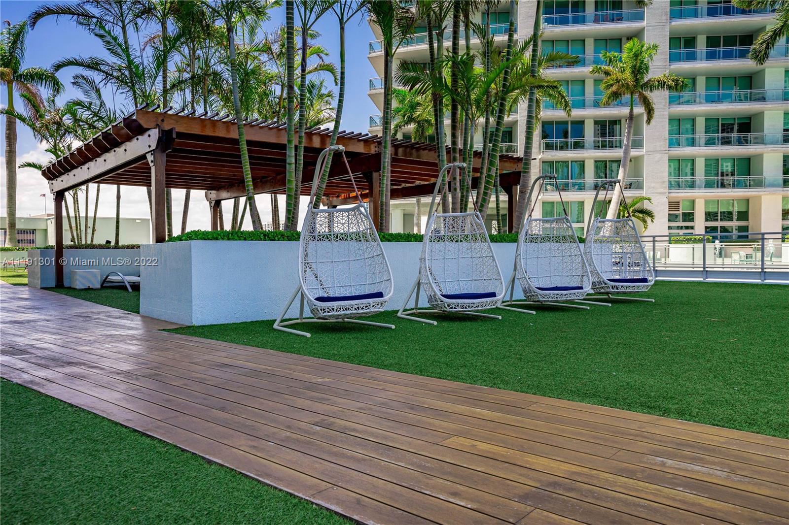 92 SW 3rd St Unit: 4509