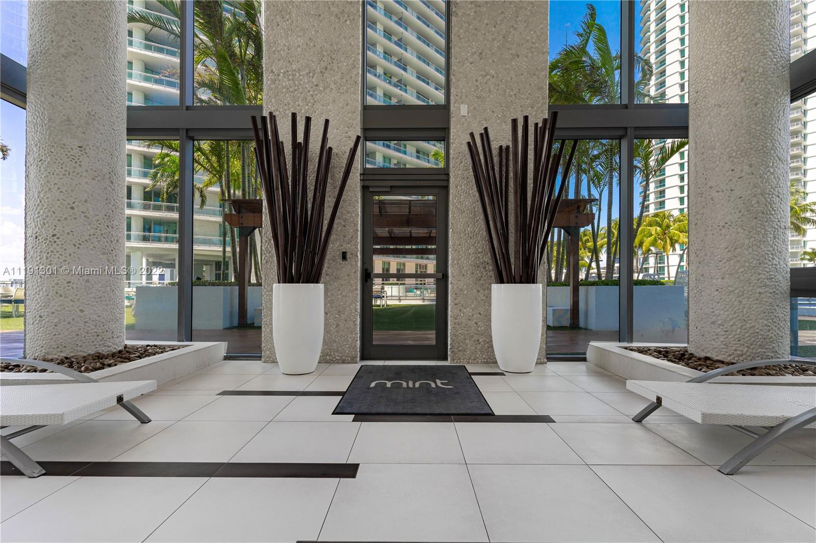 92 SW 3rd St Unit: 4509