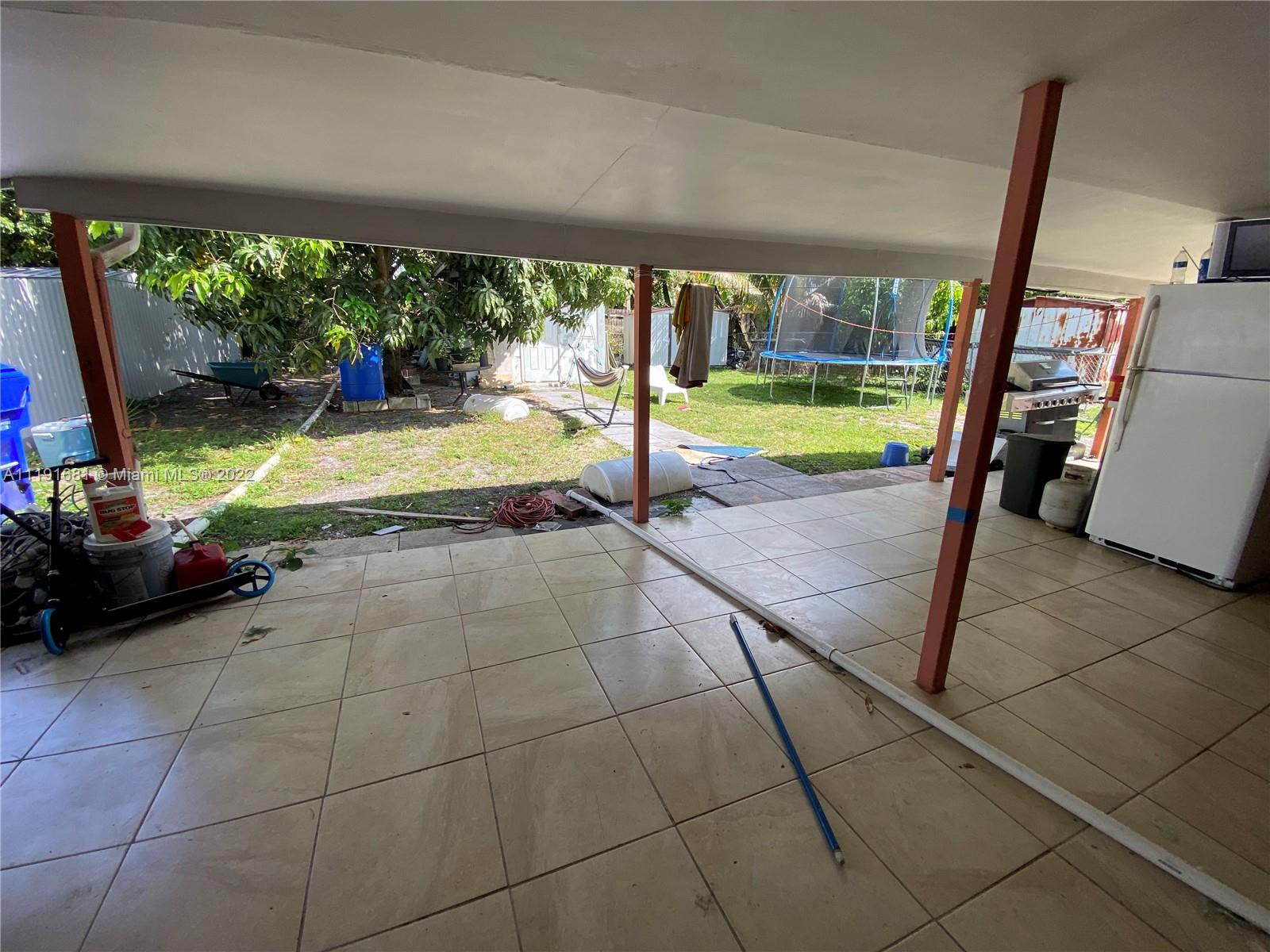 2481 NW 30th St