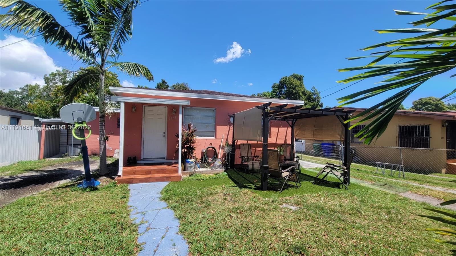 2481 NW 30th St