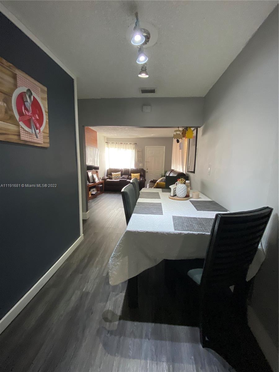 2481 NW 30th St