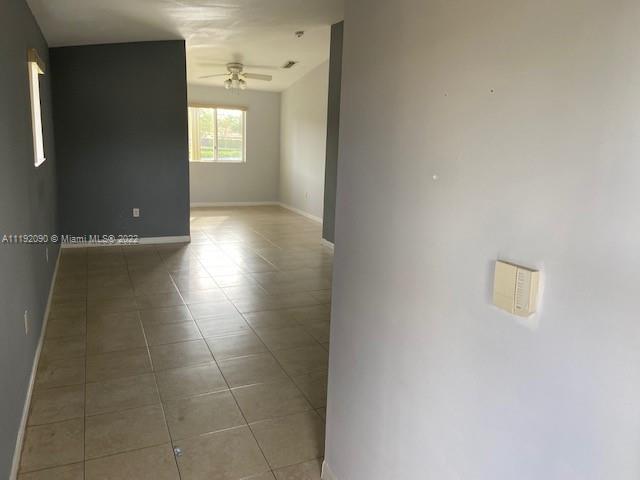 985 NE 34th Ave Unit: 201