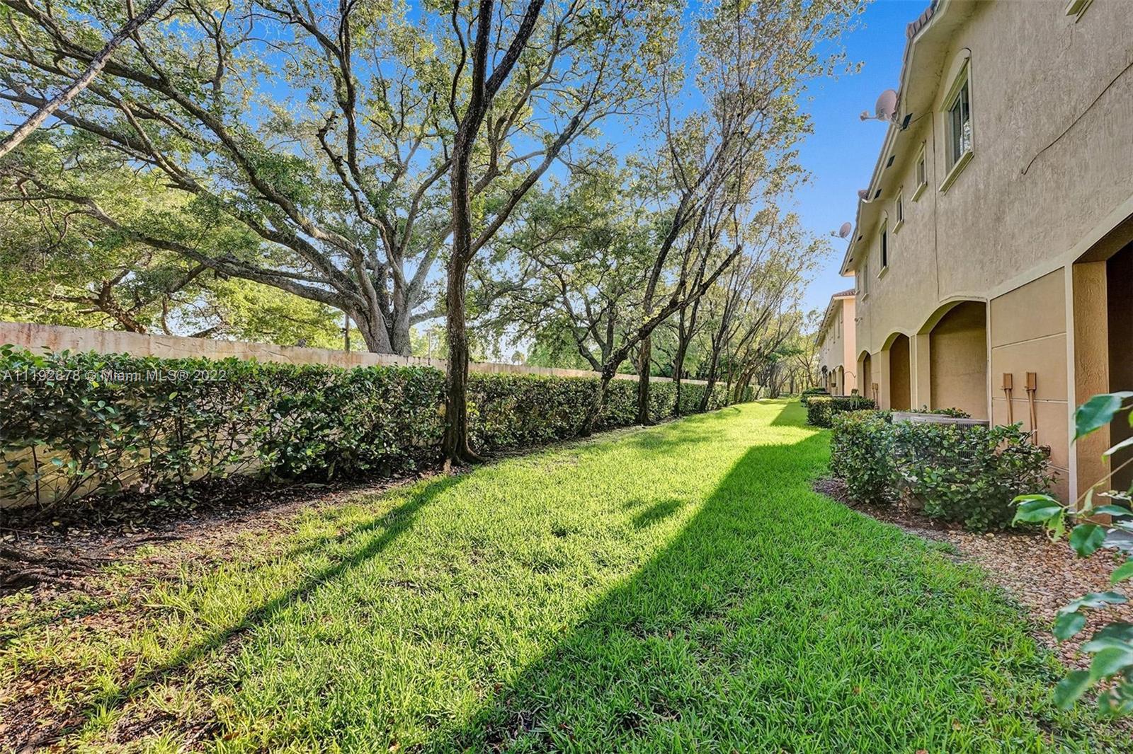 8826 S Isles Cir Unit: 8826