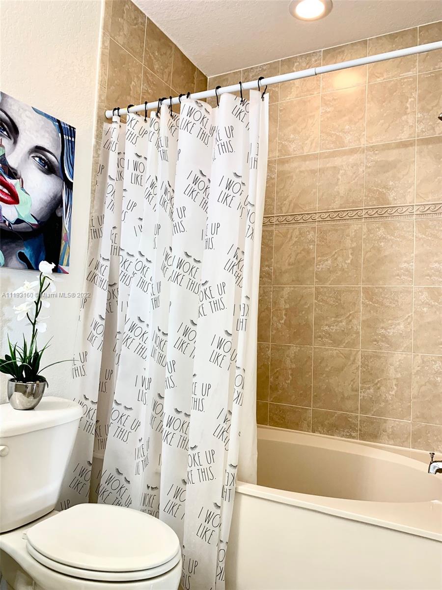 20830 SW 87th Ave Unit: 301