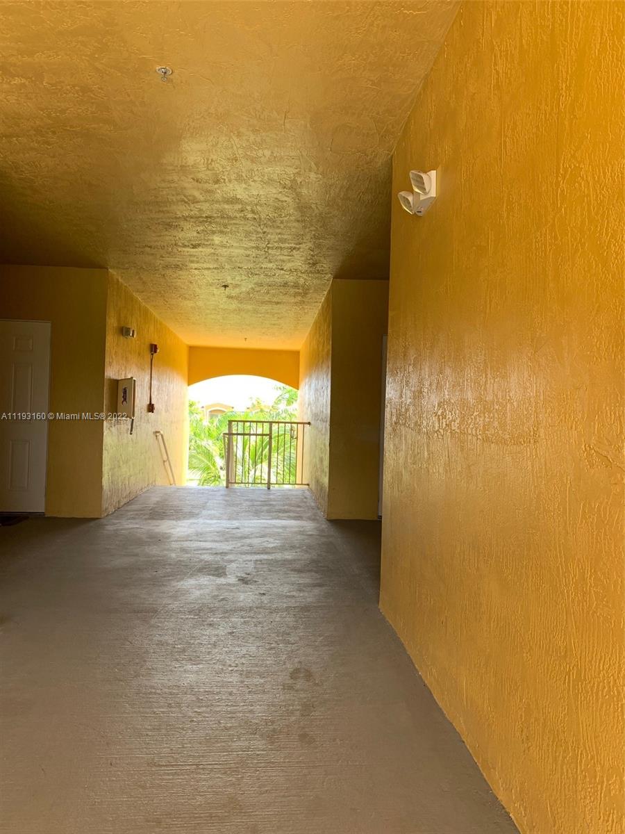 20830 SW 87th Ave Unit: 301