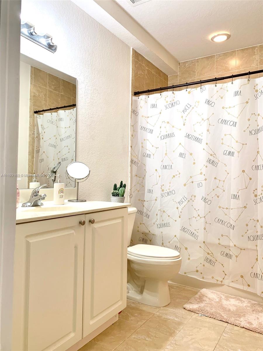 20830 SW 87th Ave Unit: 301