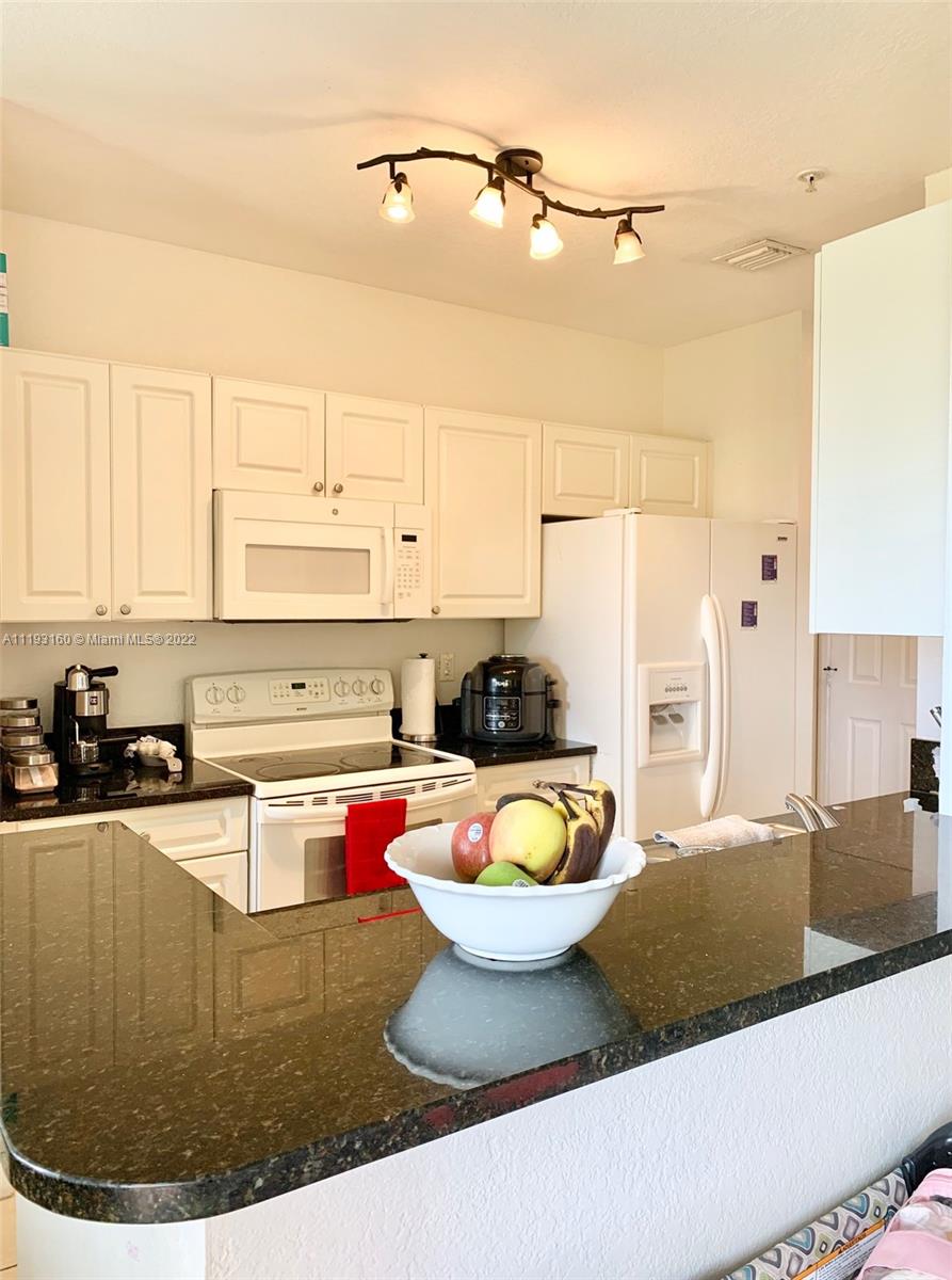 20830 SW 87th Ave Unit: 301