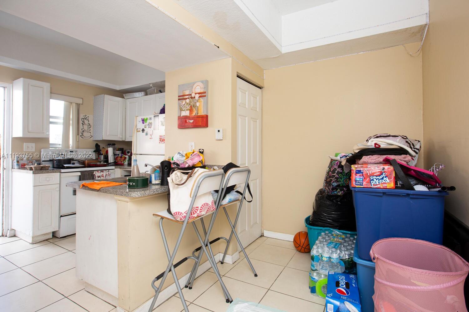 1638 SW 3rd St Unit: 203