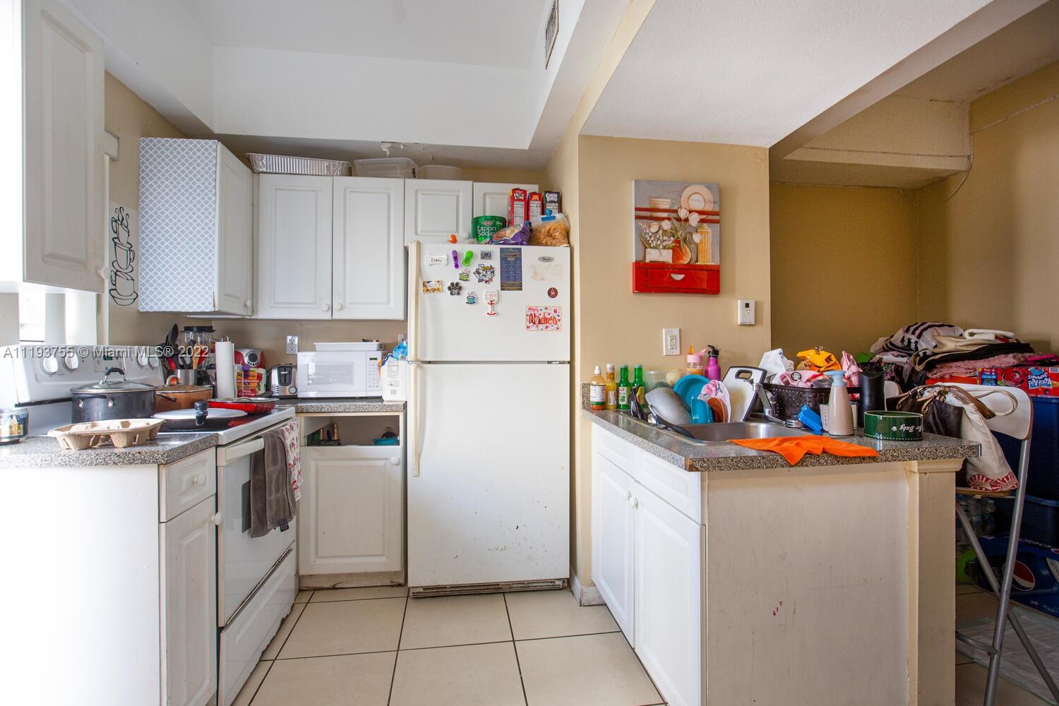 1638 SW 3rd St Unit: 203