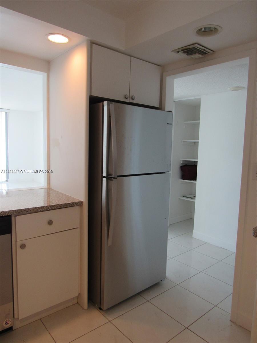 5701 Collins Ave Unit: 1406