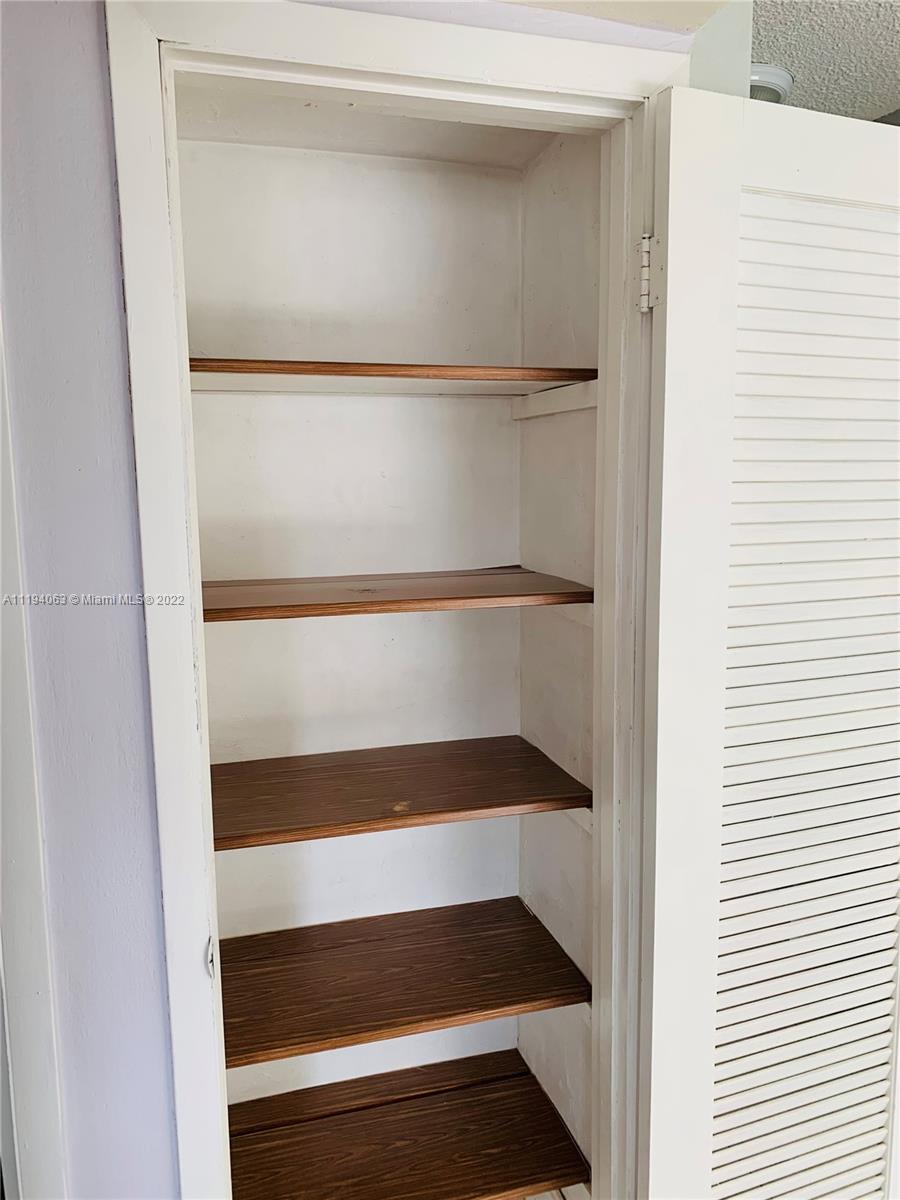 160 Royal Palm Rd Unit: 216
