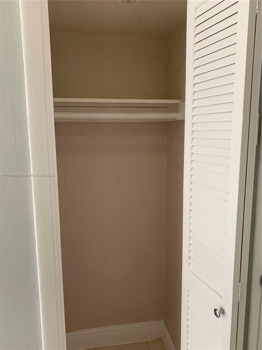 160 Royal Palm Rd Unit: 216