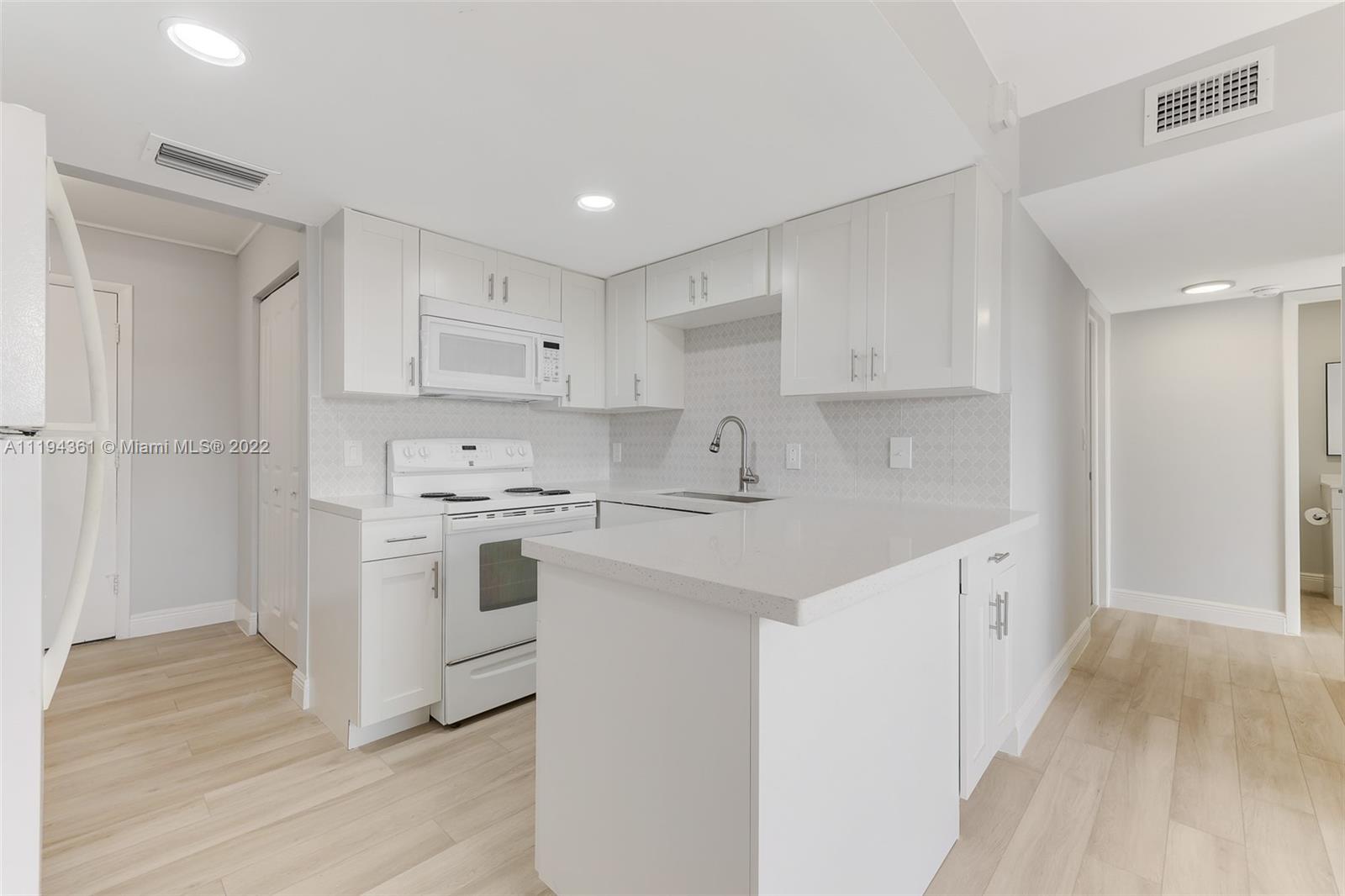 10651 SW 108th Ave Unit: 4C