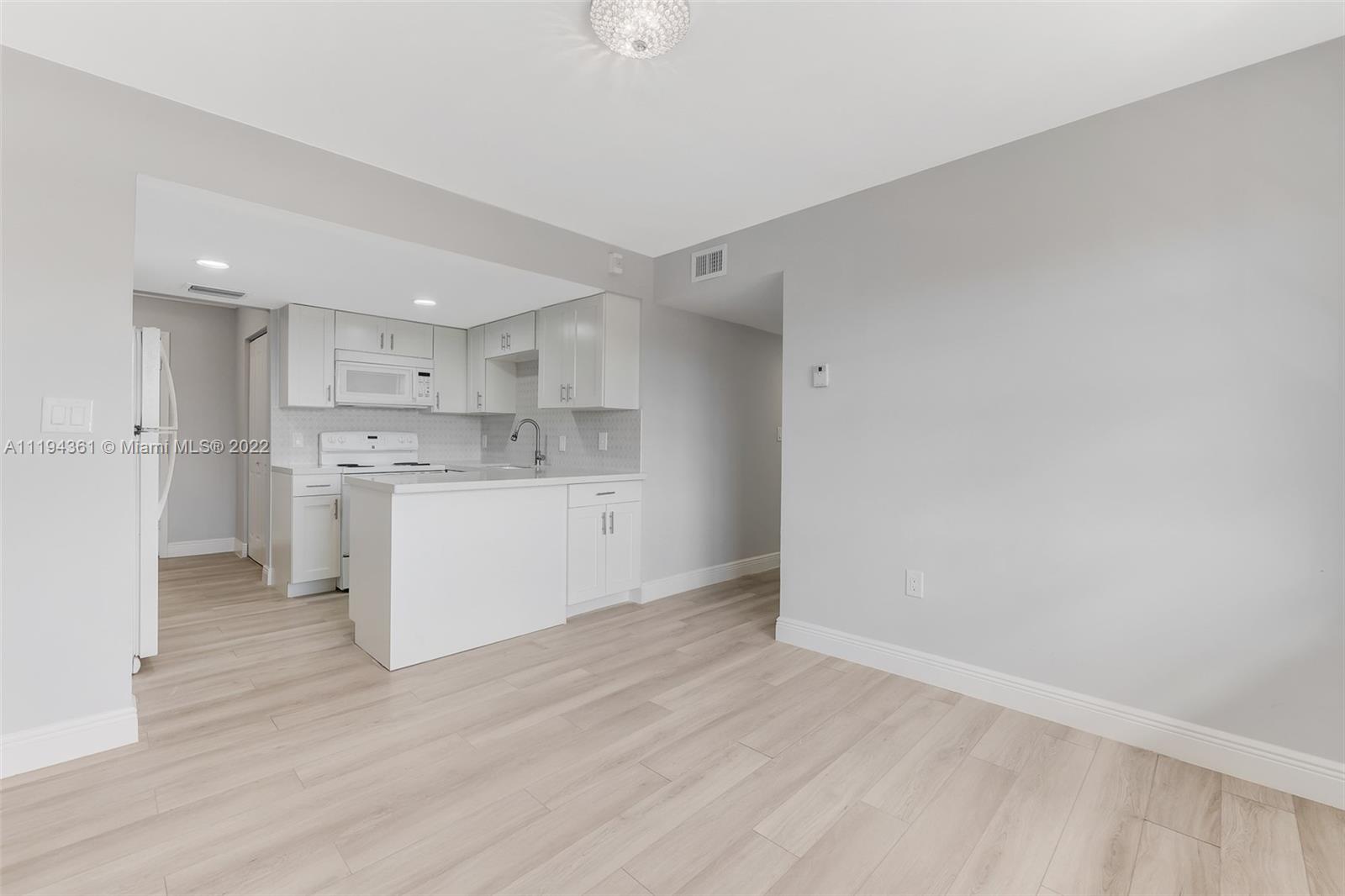10651 SW 108th Ave Unit: 4C